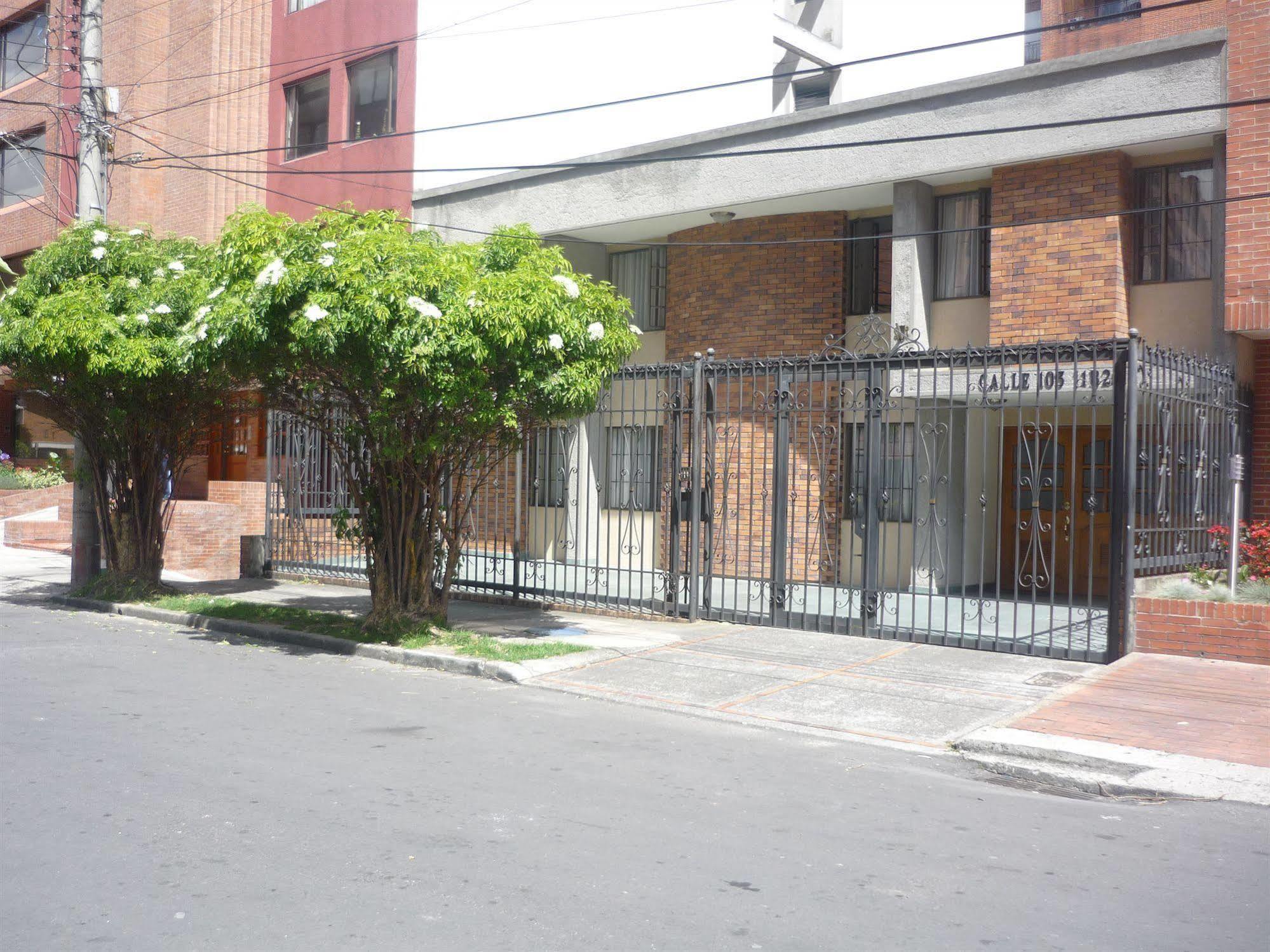 Hotel Casa La Riviera Bogotá Extérieur photo